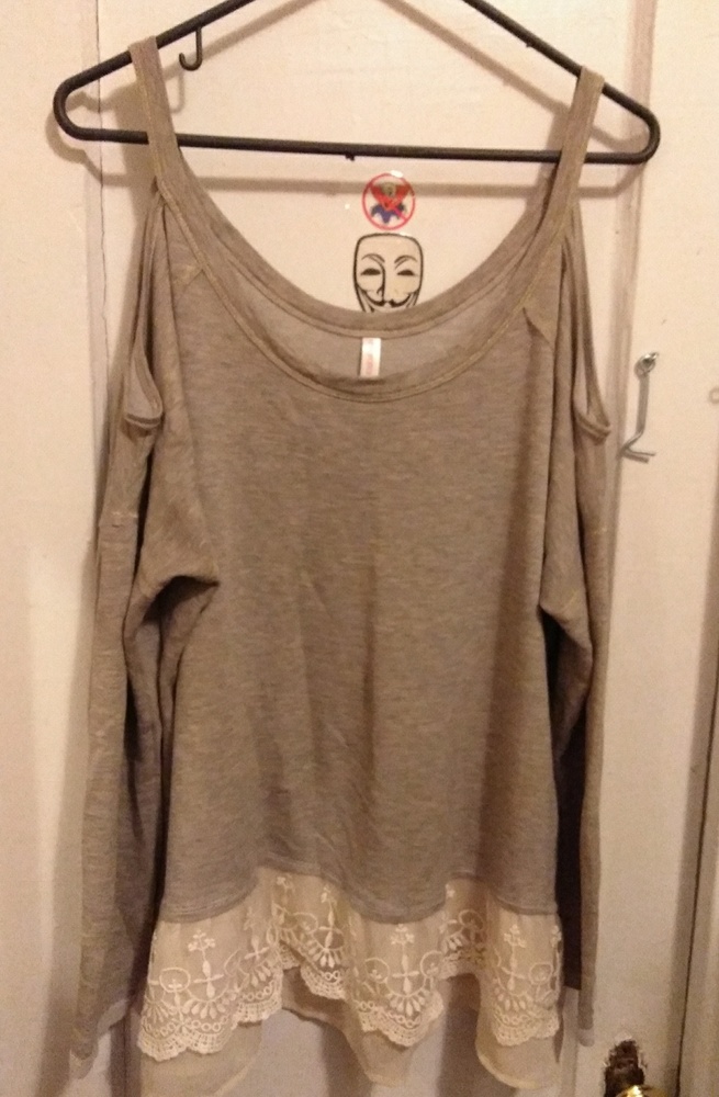Cold shoulder top